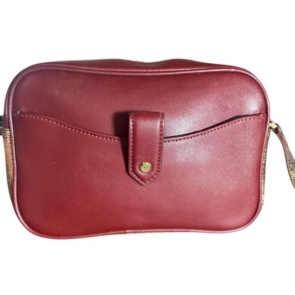 G.I.L.I. GILI Got It Love It Leather Crossbody Camera Bag Purse Burgundy Gold - Picture 1 of 9